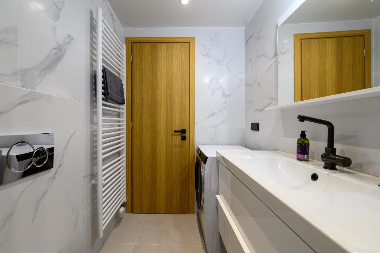 Plato 42 Apartment Kalamata Exterior photo
