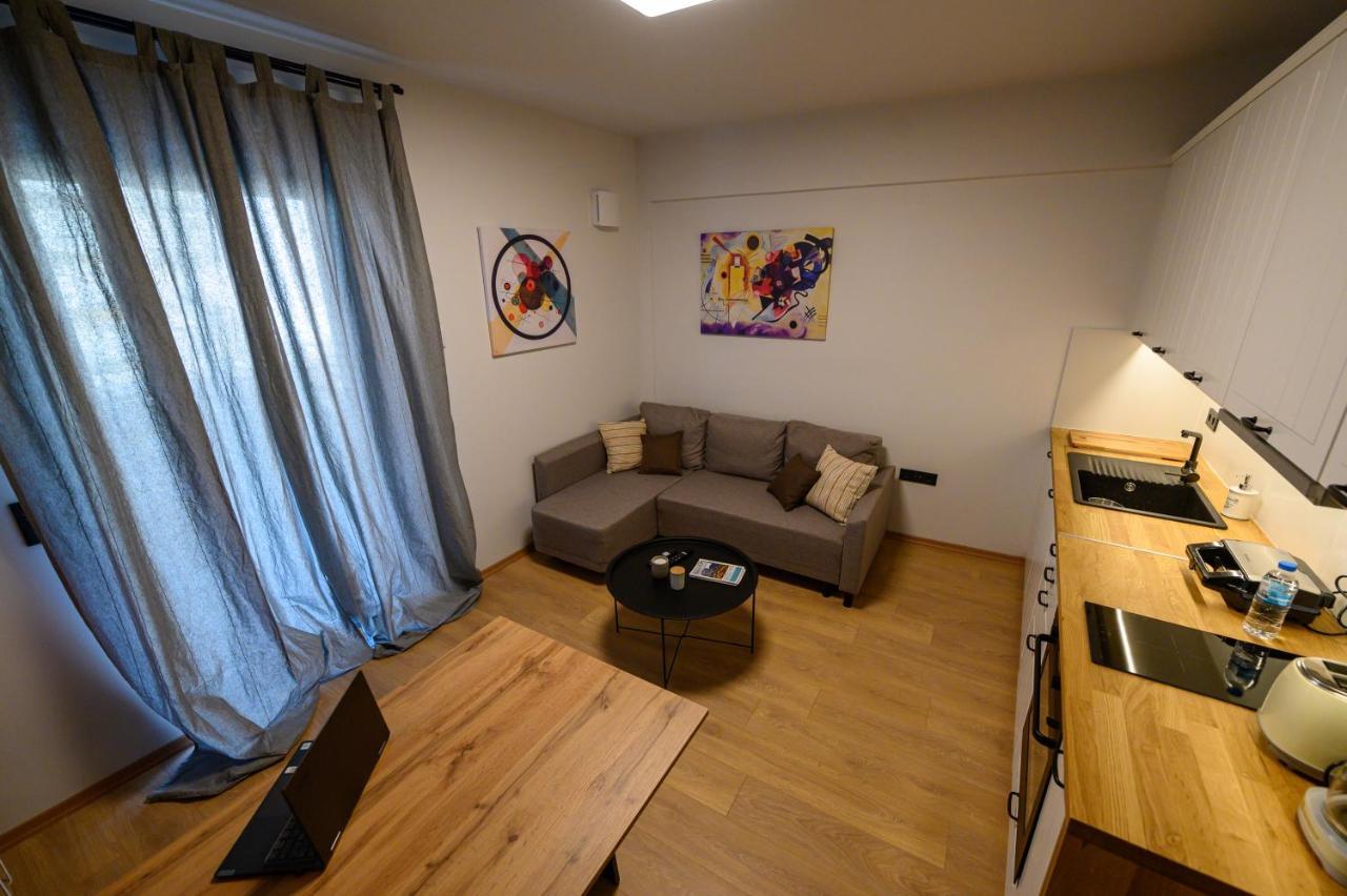 Plato 42 Apartment Kalamata Exterior photo
