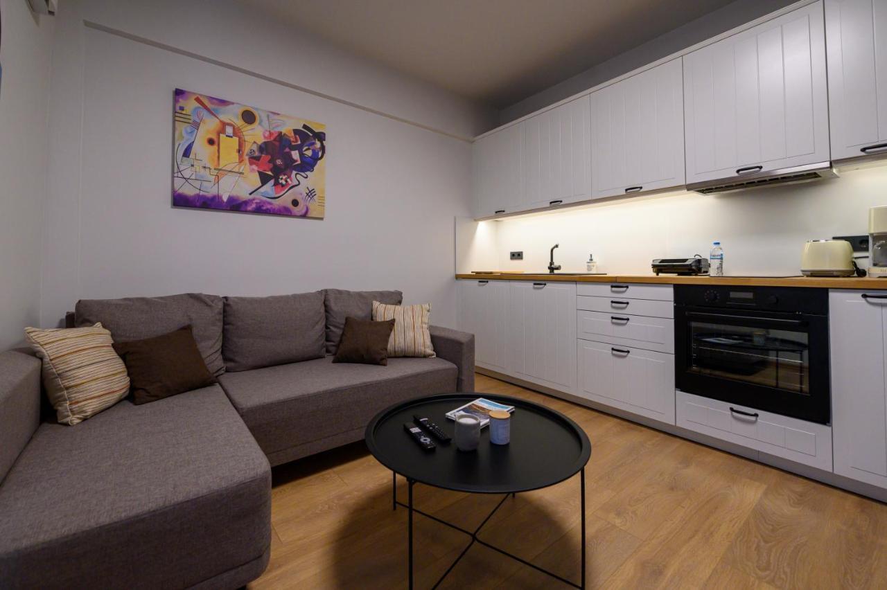 Plato 42 Apartment Kalamata Exterior photo